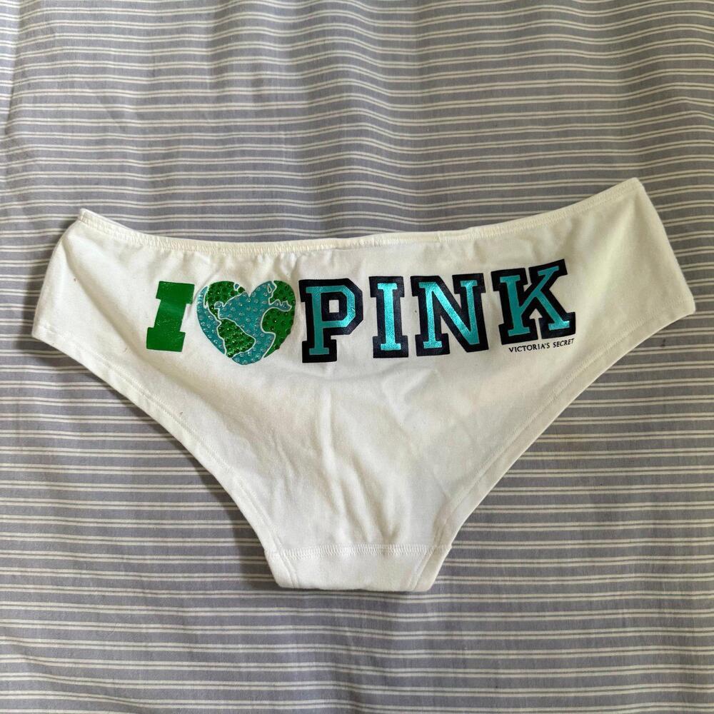 NWT VICTORIA'S SECRET PINK EARTH HEART RHINESTONE VINTAGE RARE HIPSTER PANTIES